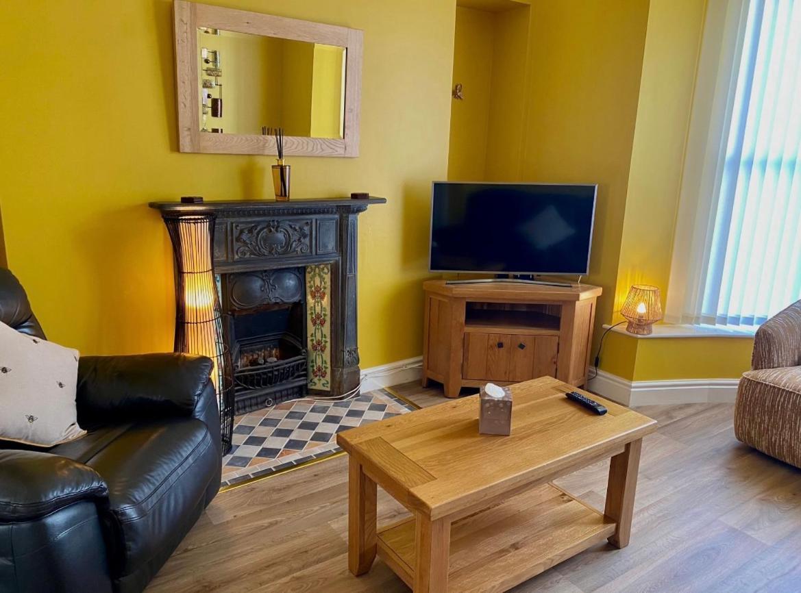 Honey Cottage Tenby Ngoại thất bức ảnh